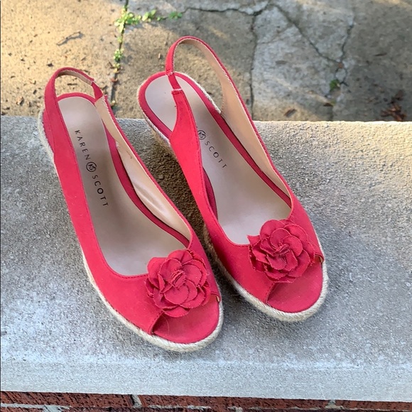 Karen Scott red espadrilles size 8.5 - Picture 1 of 5